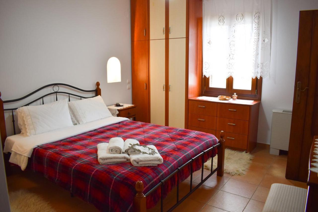 Sunshine House For 9, Cozy Set Up,Verandas, Sea View. Karterados (Santorini) Exterior foto
