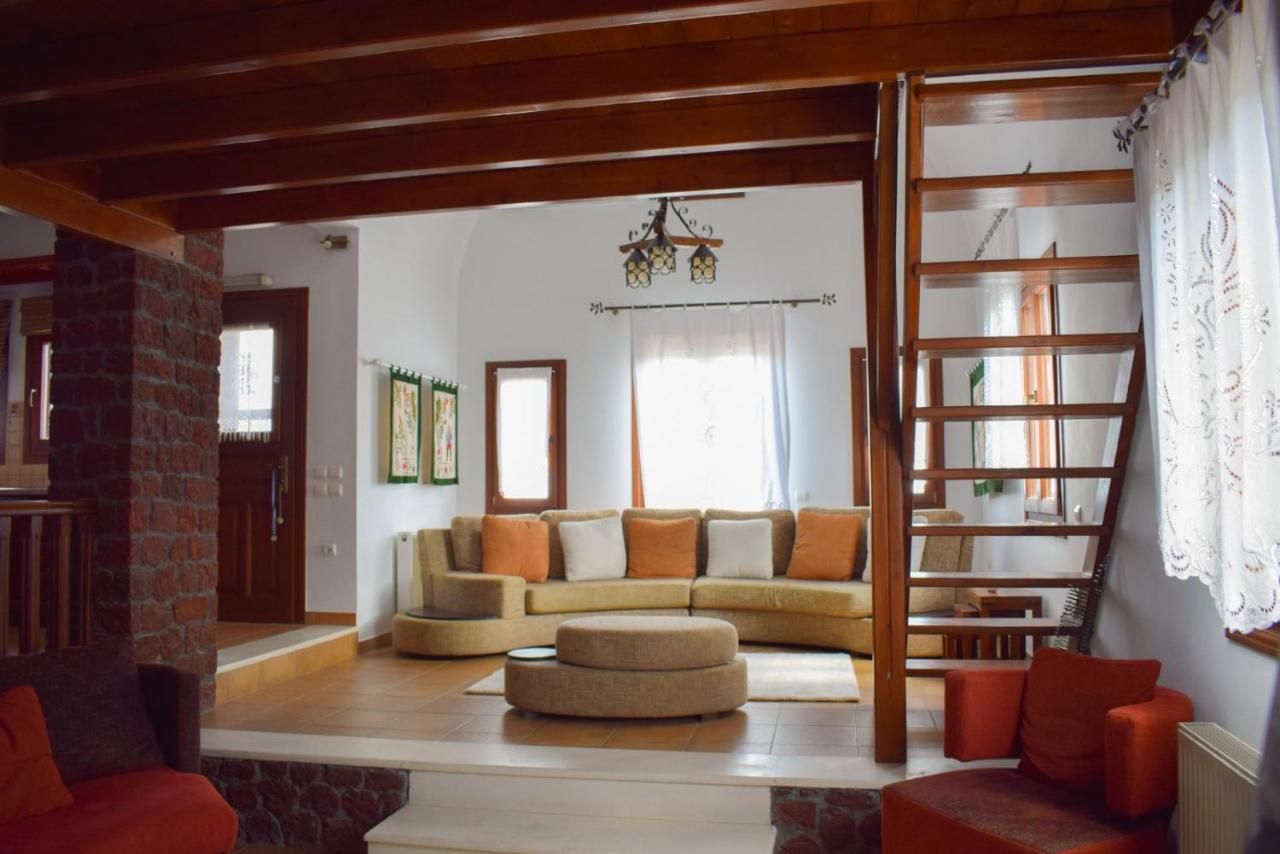 Sunshine House For 9, Cozy Set Up,Verandas, Sea View. Karterados (Santorini) Exterior foto