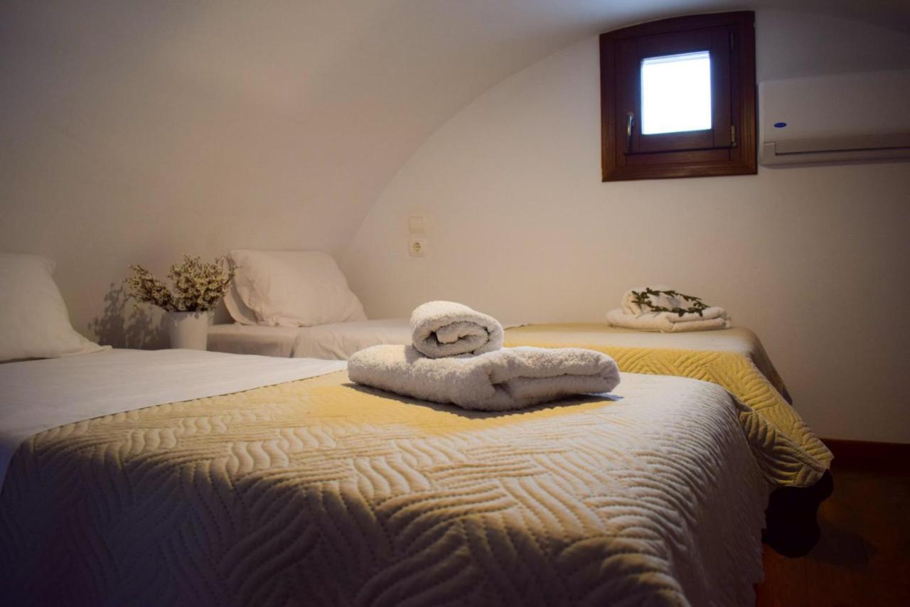 Sunshine House For 9, Cozy Set Up,Verandas, Sea View. Karterados (Santorini) Exterior foto