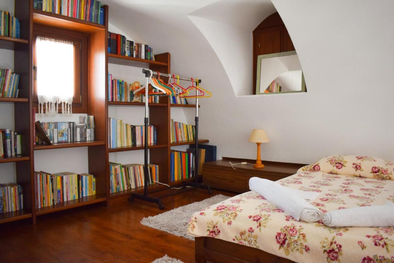 Sunshine House For 9, Cozy Set Up,Verandas, Sea View. Karterados (Santorini) Exterior foto