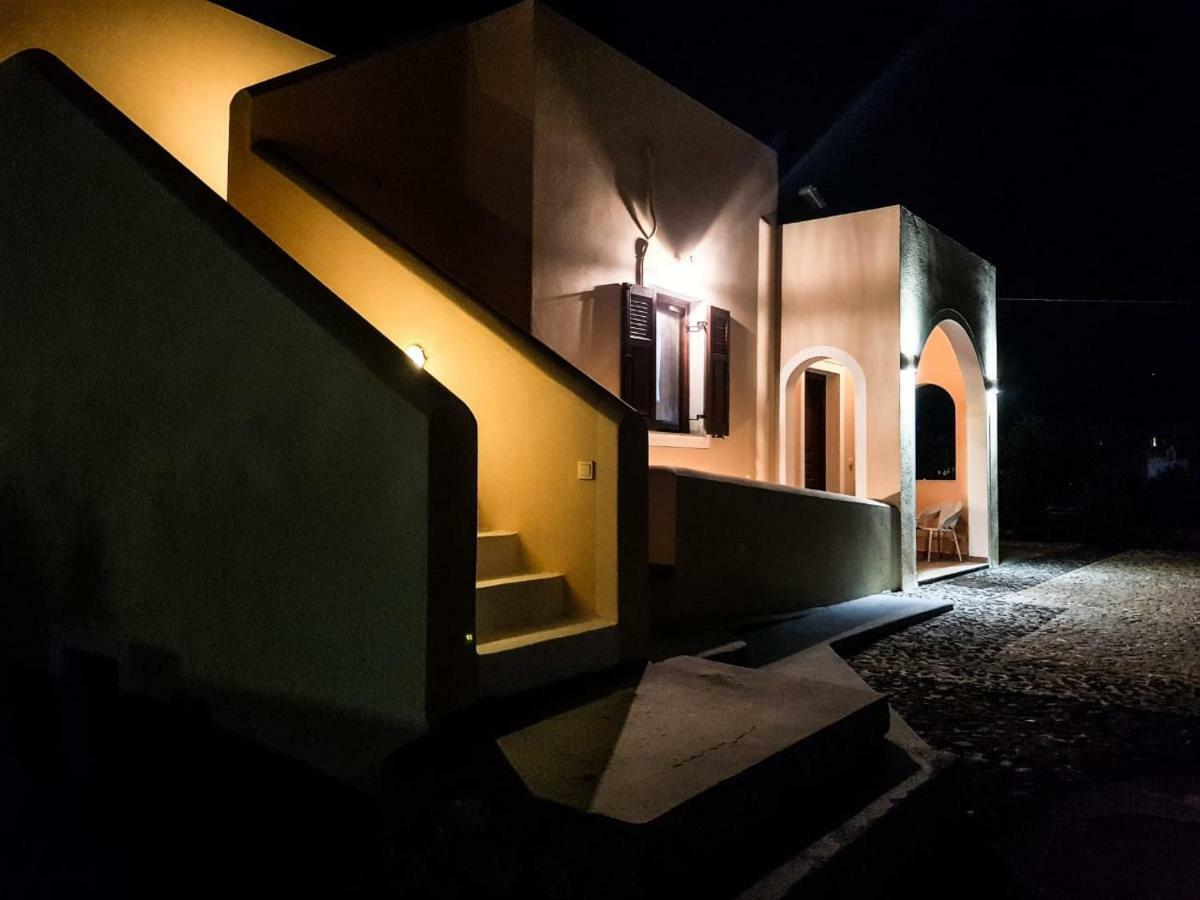 Sunshine House For 9, Cozy Set Up,Verandas, Sea View. Karterados (Santorini) Exterior foto