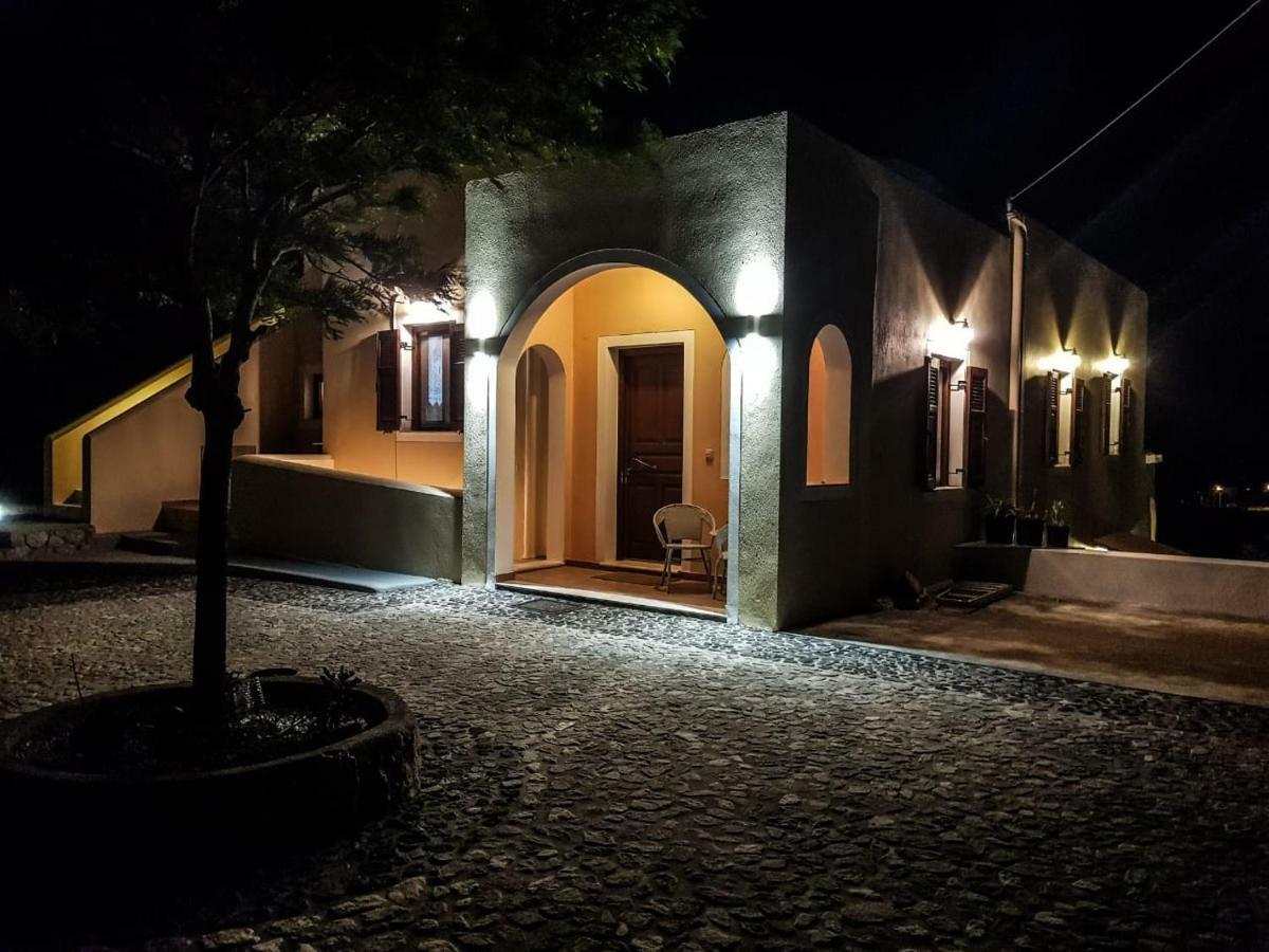 Sunshine House For 9, Cozy Set Up,Verandas, Sea View. Karterados (Santorini) Exterior foto