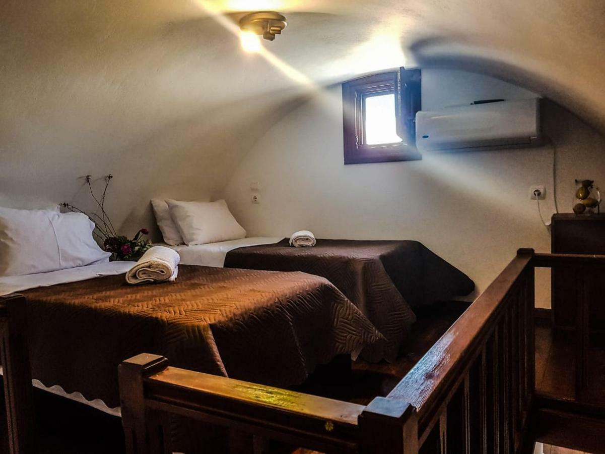 Sunshine House For 9, Cozy Set Up,Verandas, Sea View. Karterados (Santorini) Exterior foto