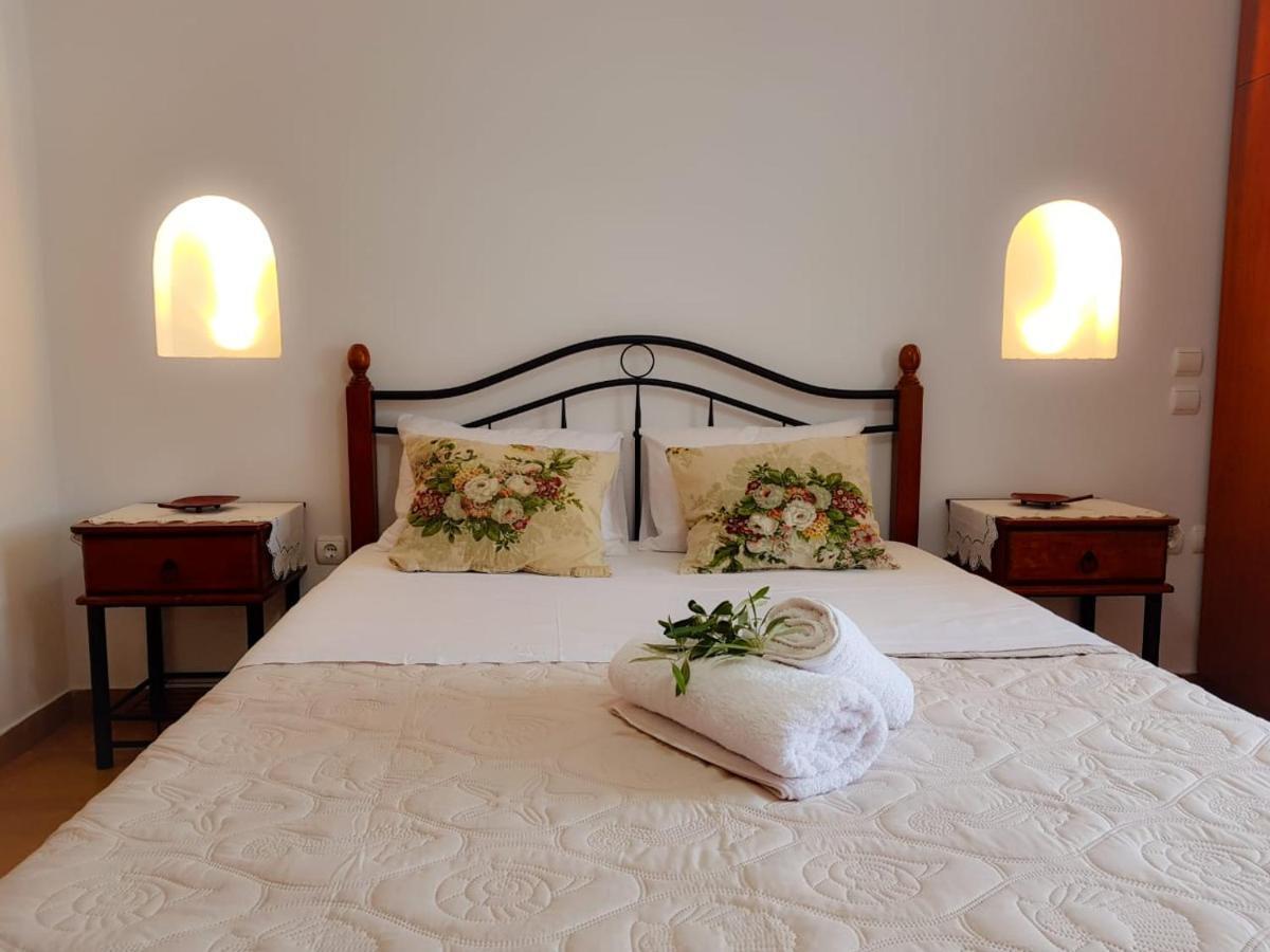 Sunshine House For 9, Cozy Set Up,Verandas, Sea View. Karterados (Santorini) Exterior foto